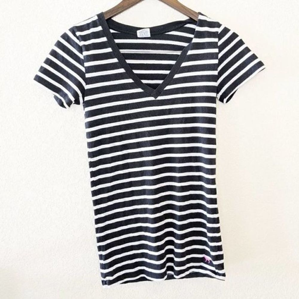 PINK Victoria's Secret Black and White Strip T XS